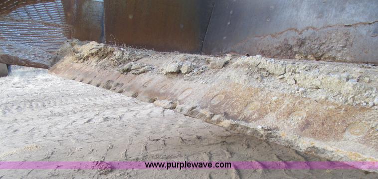 image for item F5682 1969 Caterpillar 627 twin engine motor scraper