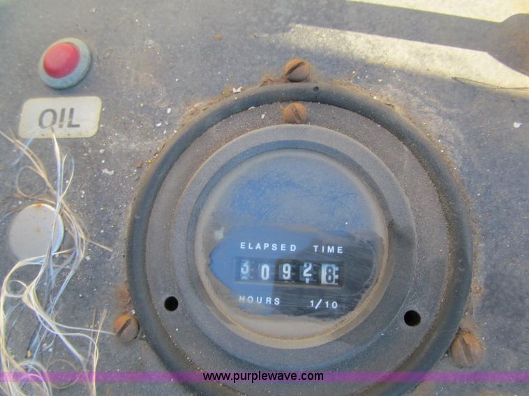 image for item F5683 Tennant 265 sweeper