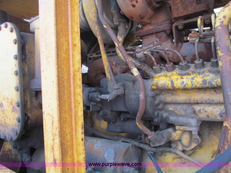 image for item F5709 1969 Caterpillar 627 twin engine motor scraper
