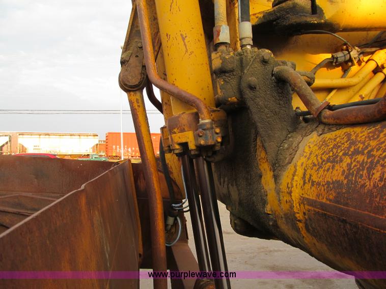 image for item F5709 1969 Caterpillar 627 twin engine motor scraper