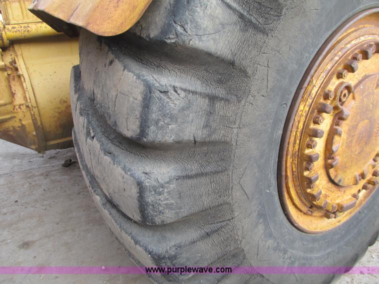 image for item F5709 1969 Caterpillar 627 twin engine motor scraper