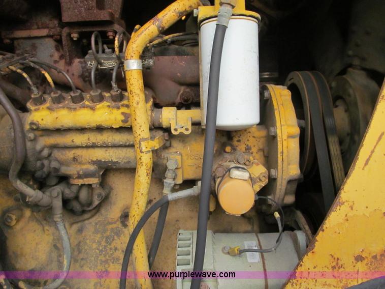 image for item F5709 1969 Caterpillar 627 twin engine motor scraper