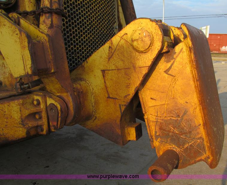 image for item F5709 1969 Caterpillar 627 twin engine motor scraper