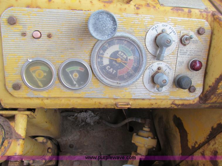 image for item F5709 1969 Caterpillar 627 twin engine motor scraper