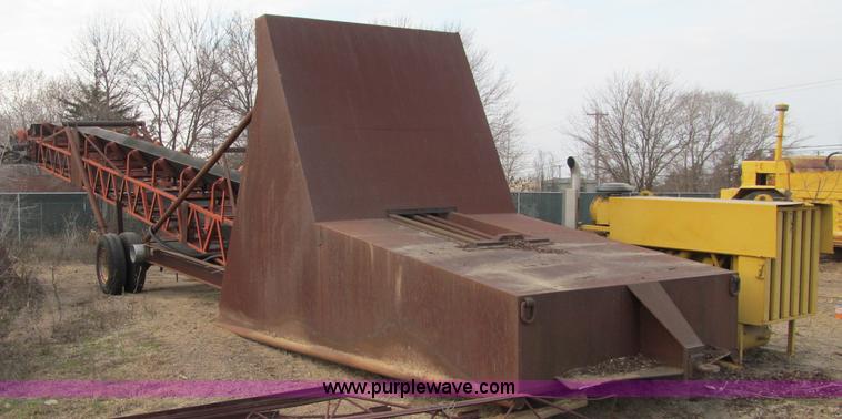 image for item F5710 Shop built portable dozer trap