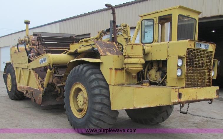 image for item F5716 Michigan 110-HT elevating scraper