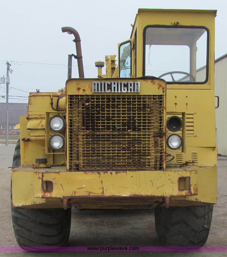 image for item F5716 Michigan 110-HT elevating scraper