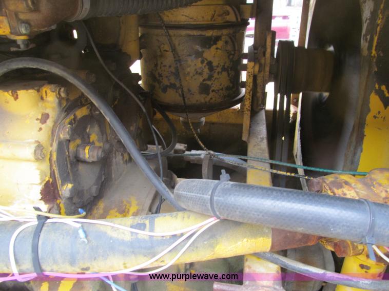 image for item F5716 Michigan 110-HT elevating scraper