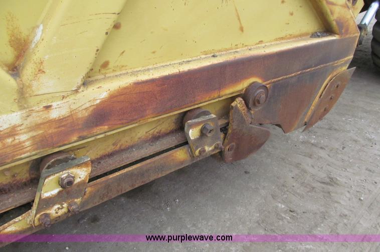 image for item F5716 Michigan 110-HT elevating scraper