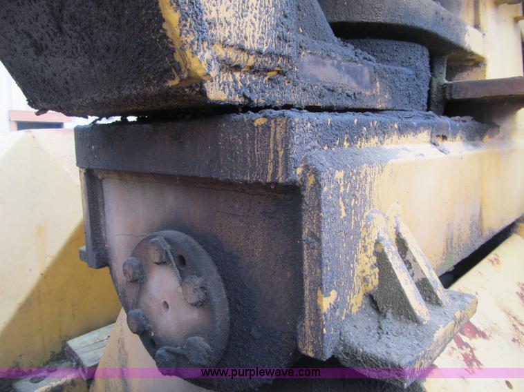 image for item F5716 Michigan 110-HT elevating scraper