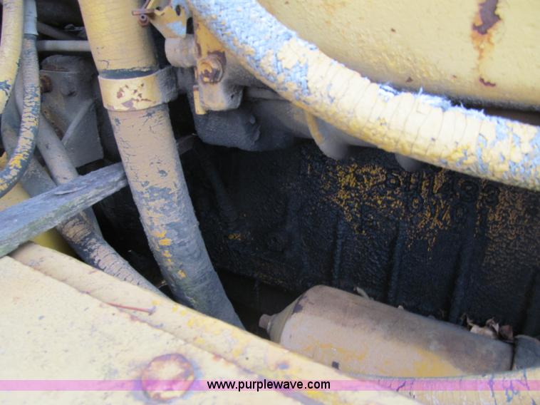 image for item F5716 Michigan 110-HT elevating scraper