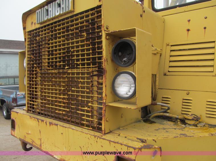 image for item F5716 Michigan 110-HT elevating scraper