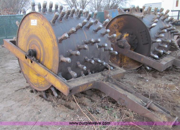 image for item F5723 Tow behind pad foot compactor