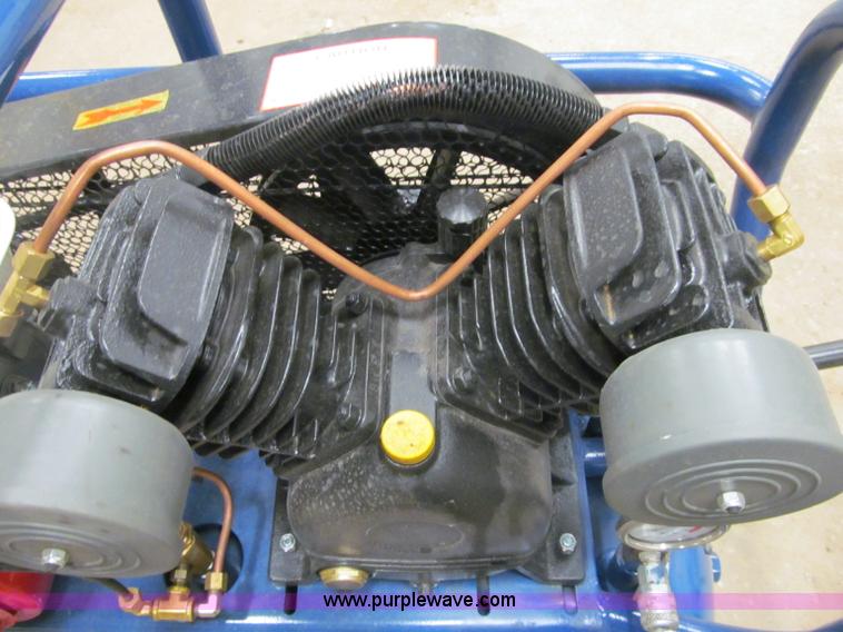 image for item F5800 2011 Castair air compressor