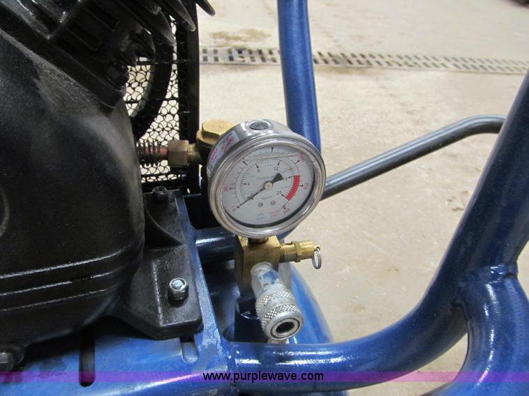 image for item F5800 2011 Castair air compressor