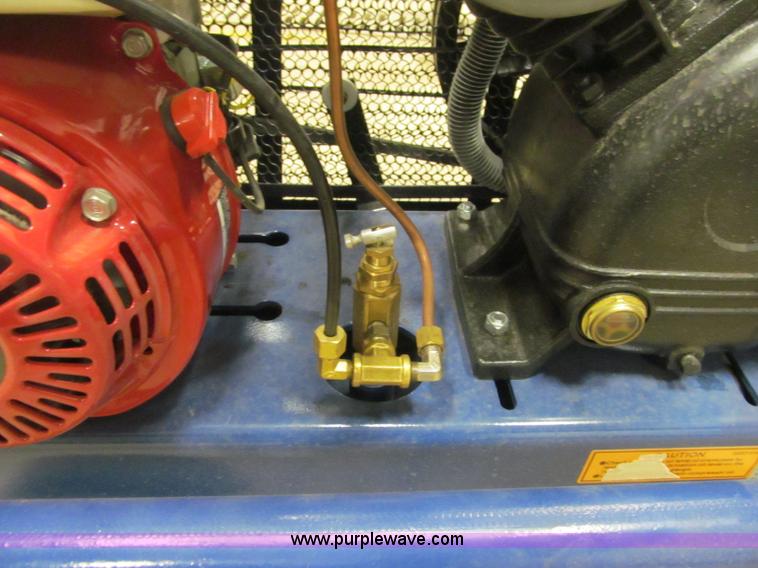 image for item F5800 2011 Castair air compressor