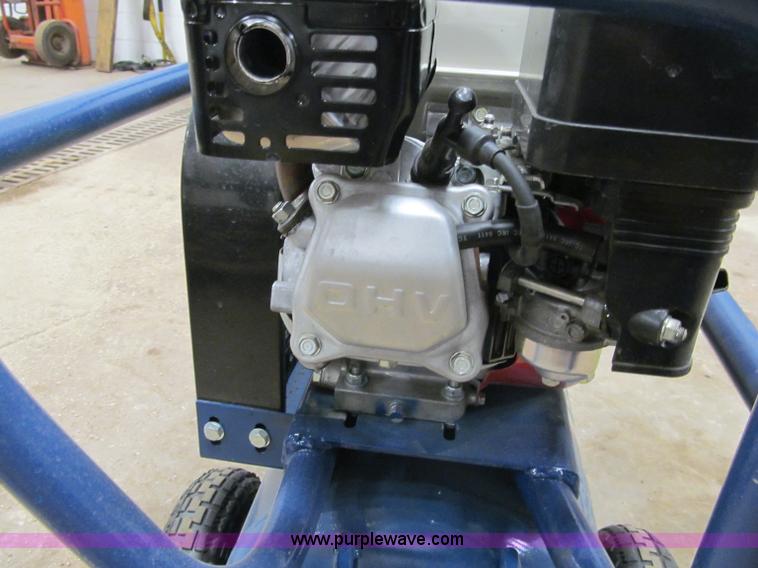 image for item F5800 2011 Castair air compressor