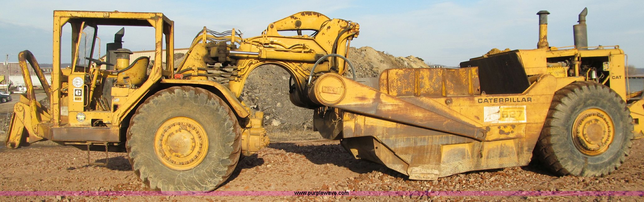 1971 Caterpillar 627 twin engine motor scraper in Winona, MN Item