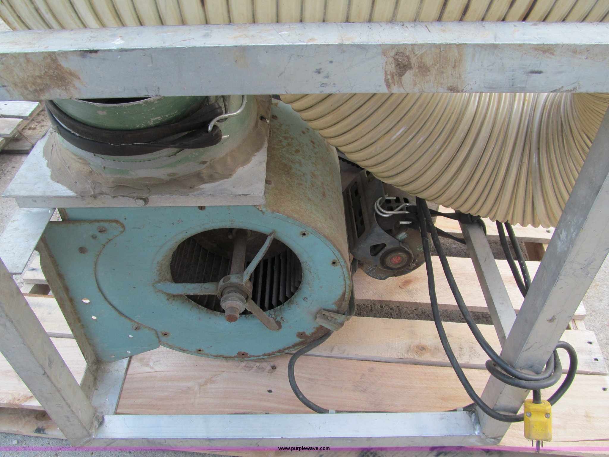 Sewer blower motor in Winona, MN Item F5653 sold Purple Wave