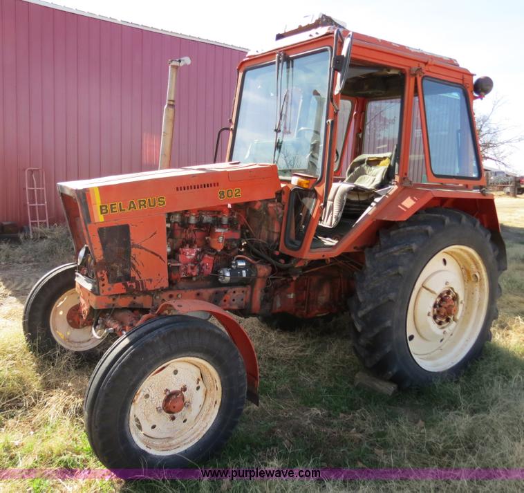 image for item B4543 Belaurus 802 tractor