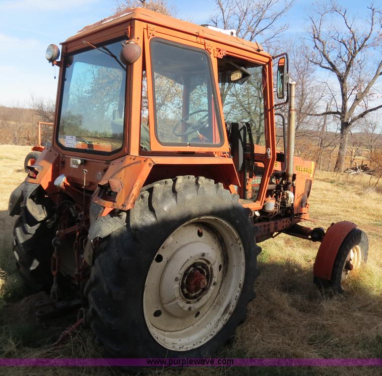 image for item B4543 Belaurus 802 tractor