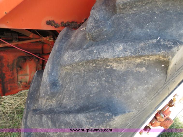 image for item B4543 Belaurus 802 tractor