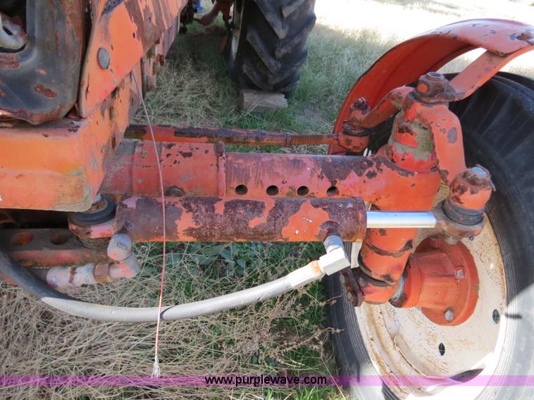 image for item B4543 Belaurus 802 tractor