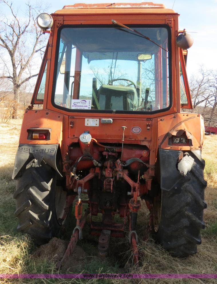 image for item B4543 Belaurus 802 tractor