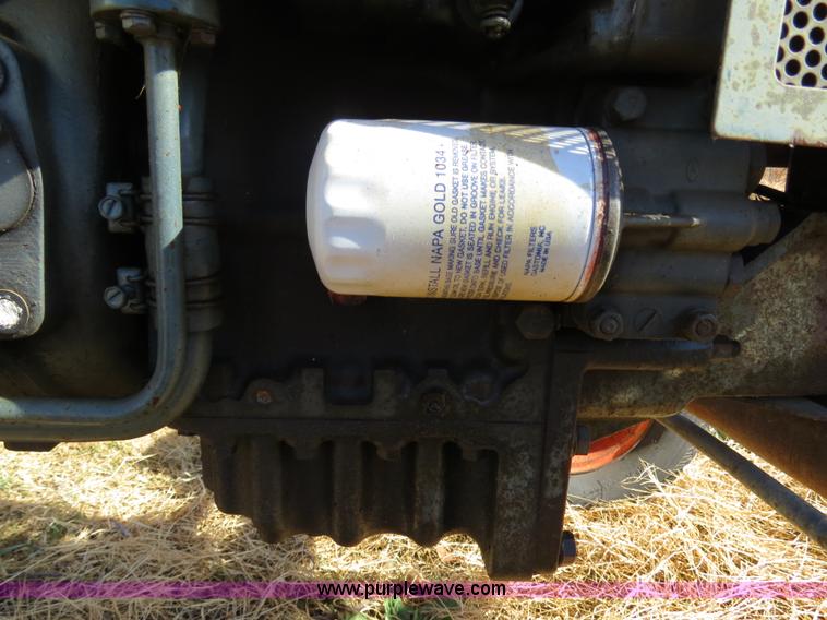 image for item B4544 Kubota L185 tractor