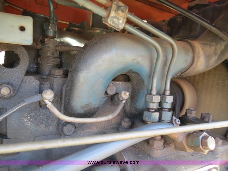 image for item B4544 Kubota L185 tractor