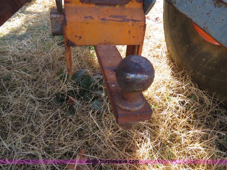 image for item B4544 Kubota L185 tractor