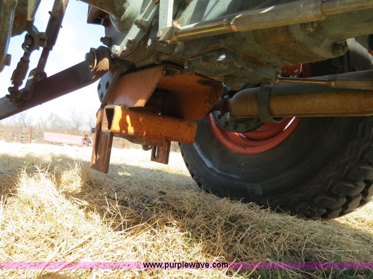 image for item B4544 Kubota L185 tractor