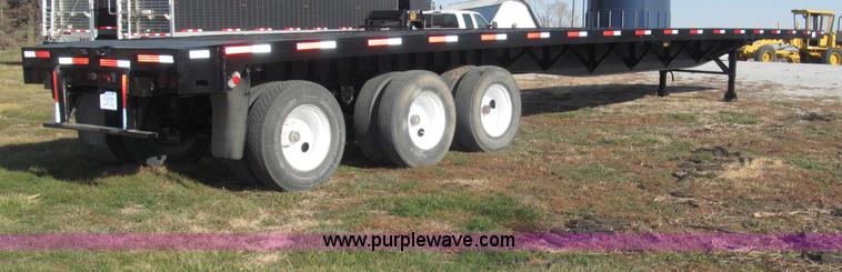 image for item B5287 1998 Nu Van 53102 triple axle semi trailer