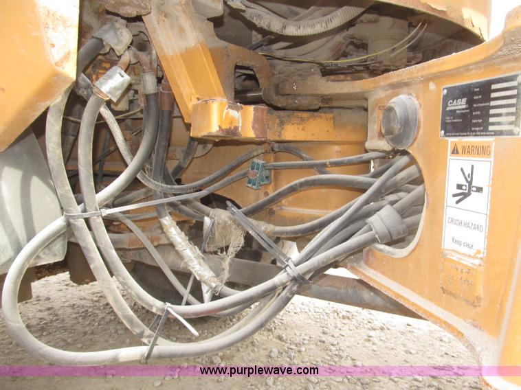 image for item B5288 2004 Case 321D articulated wheel loader