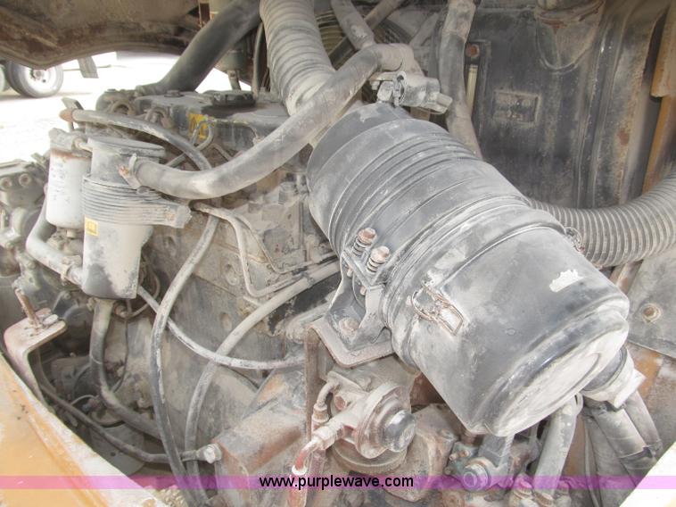 image for item B5288 2004 Case 321D articulated wheel loader