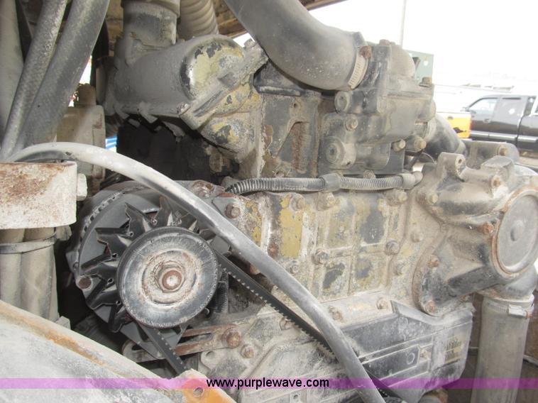 image for item B5288 2004 Case 321D articulated wheel loader