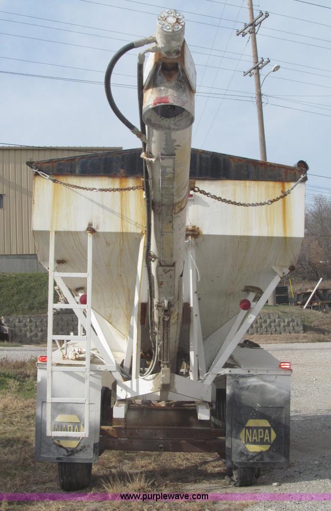 image for item B5290 Dempster 16 ton tender box