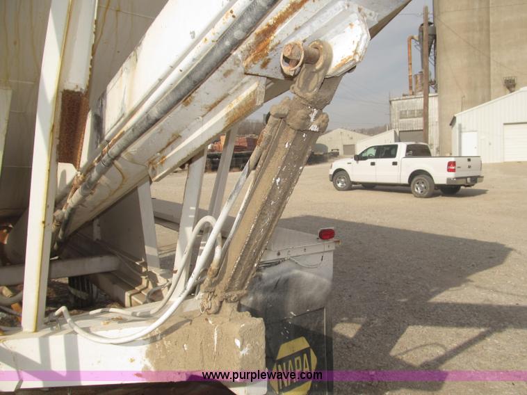 image for item B5290 Dempster 16 ton tender box