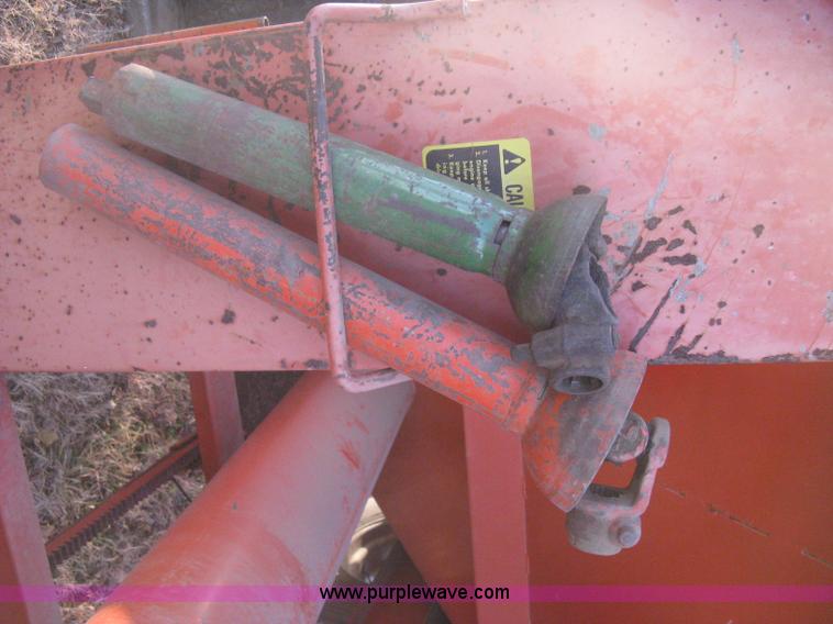 image for item B8352 Steinman grain cart