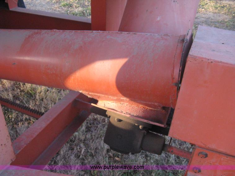 image for item B8352 Steinman grain cart