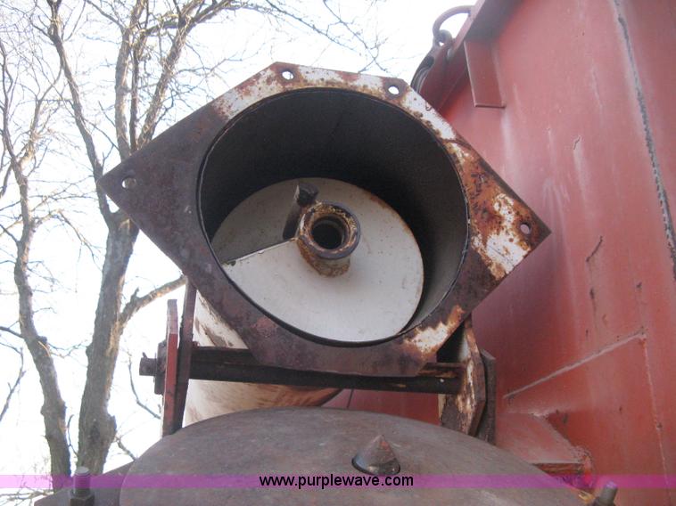 image for item B8352 Steinman grain cart