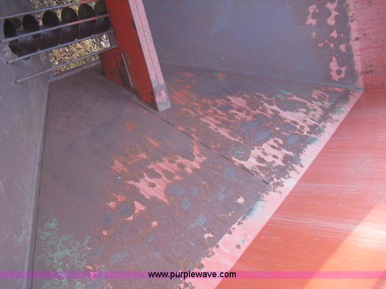 image for item B8352 Steinman grain cart