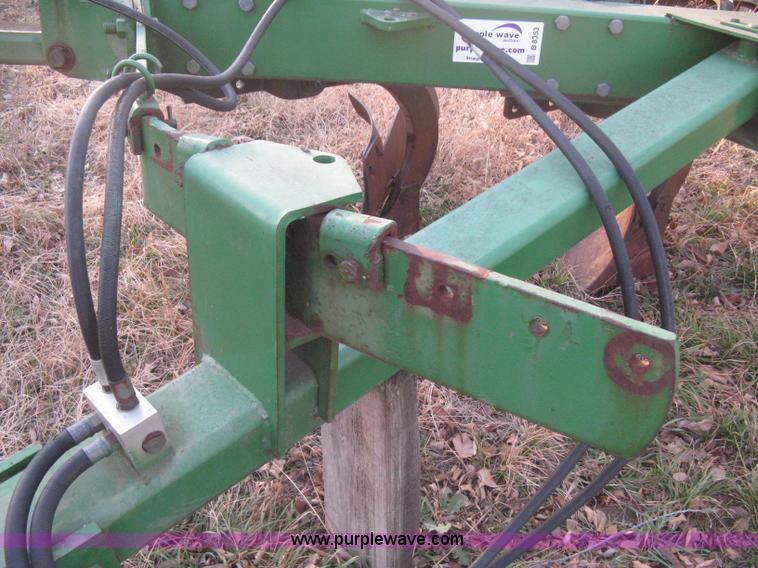 image for item B8353 John Deere 3600 7 x 18 bottom plow