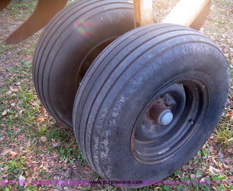 image for item B8359 Big Ox 9 shank ripper