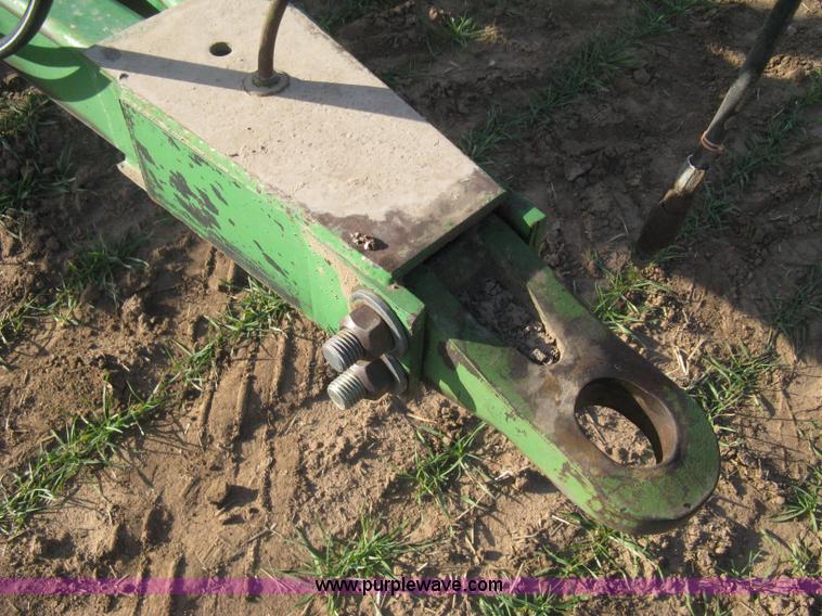 image for item B8360 John Deere 630 fold up tandem disk