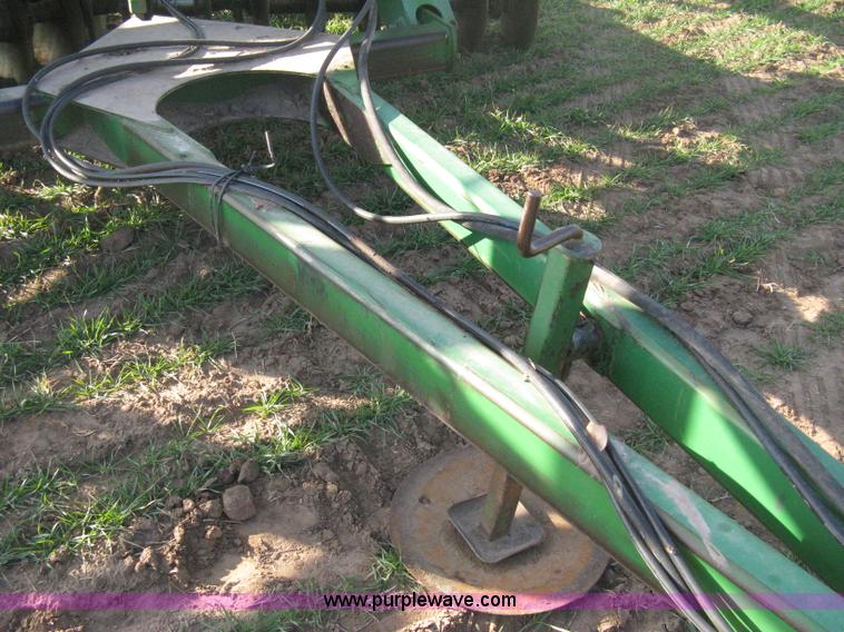 image for item B8360 John Deere 630 fold up tandem disk