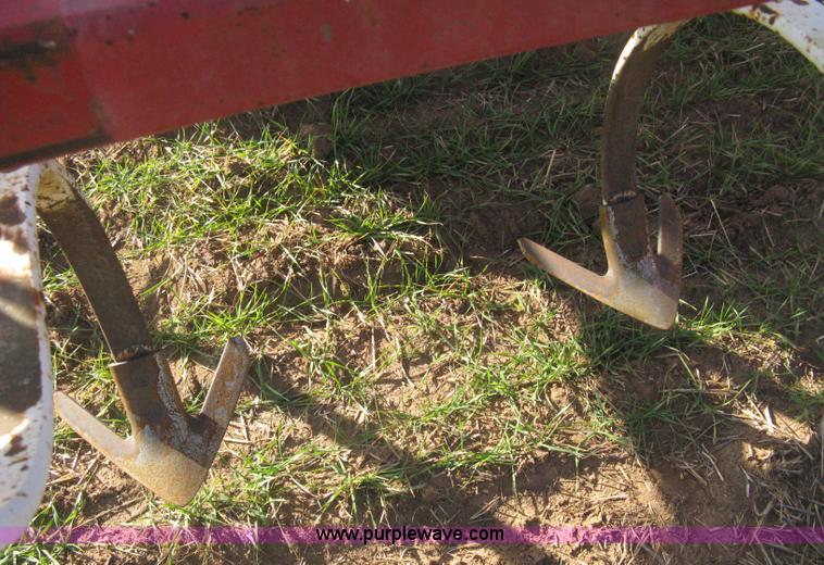 image for item B8362 Wil-Rich 2500 winged field cultivator