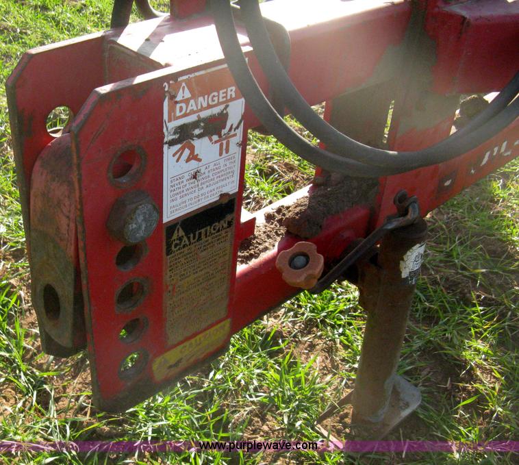 image for item B8362 Wil-Rich 2500 winged field cultivator