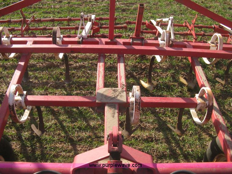 image for item B8362 Wil-Rich 2500 winged field cultivator