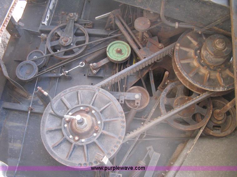 image for item B8363 1979 Gleaner N7 combine with header